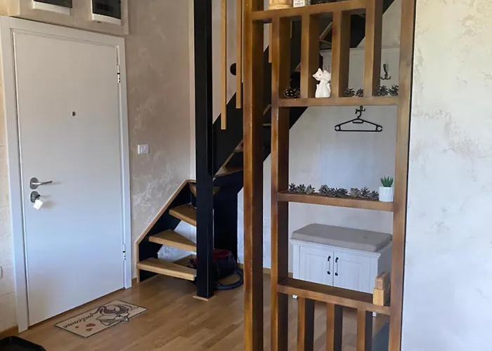 Divcigora アパート *