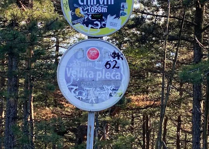 Divcigora アパート